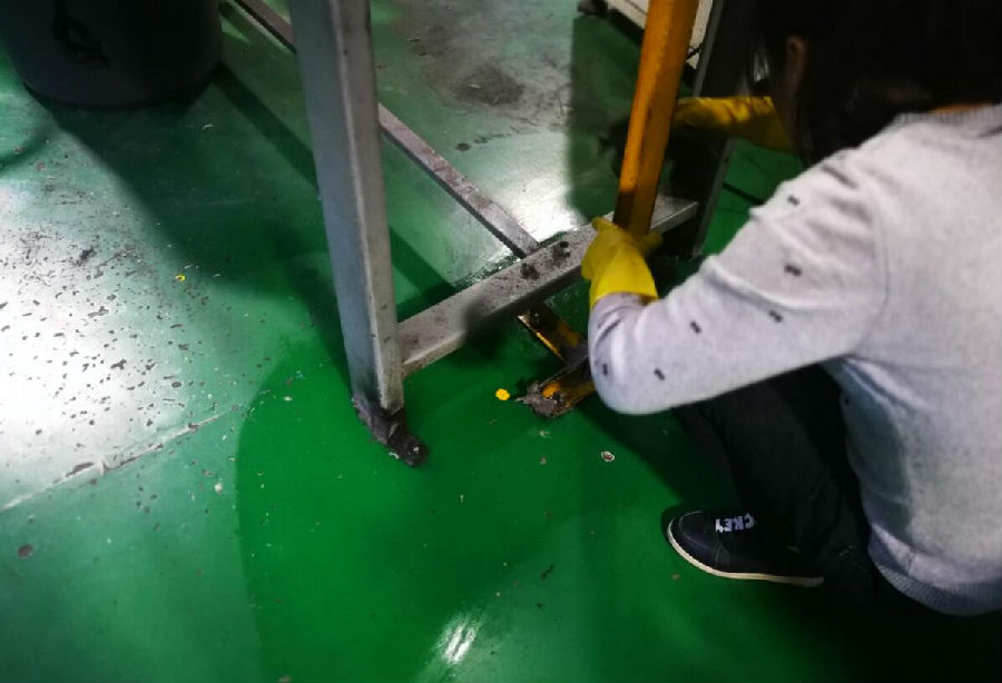 波密县工厂保洁清洗案例